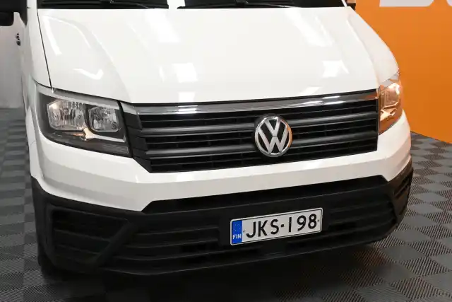 Valkoinen Pakettiauto, Volkswagen Crafter – JKS-198