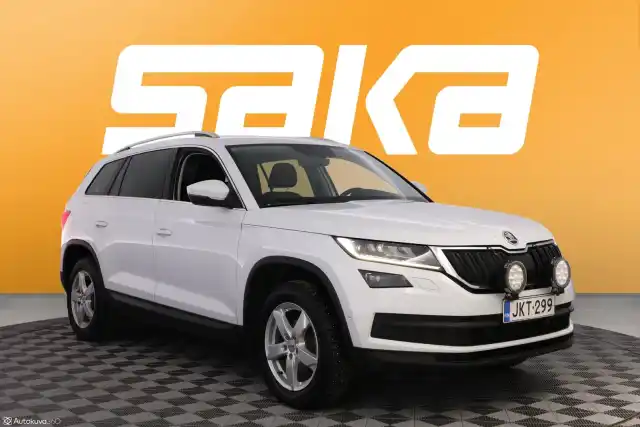 Valkoinen Maastoauto, Skoda Kodiaq – JKT-299