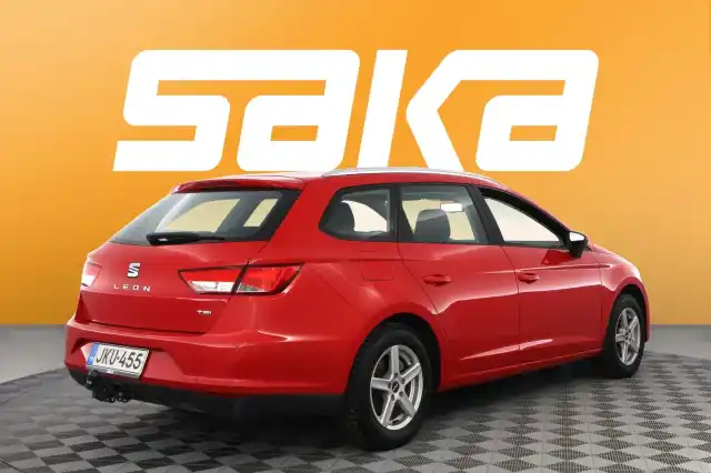 Punainen Farmari, Seat Leon – JKU-455