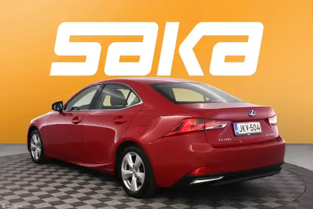 Punainen Sedan, Lexus IS – JKV-504
