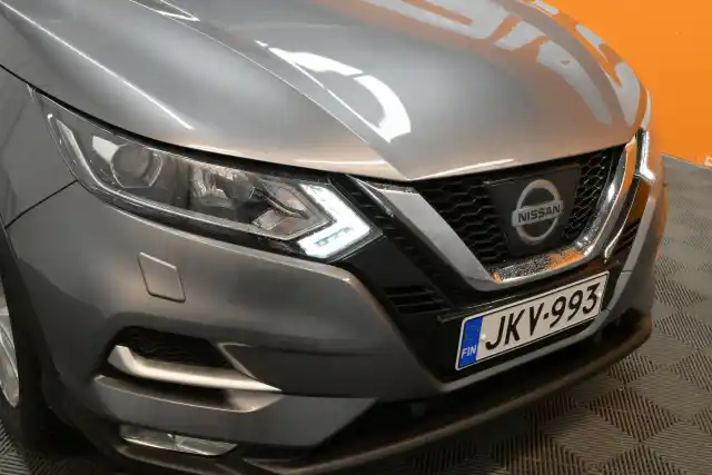 Harmaa Maastoauto, Nissan Qashqai – JKV-993