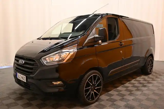 Musta Pakettiauto, Ford Transit Custom – JLC-863