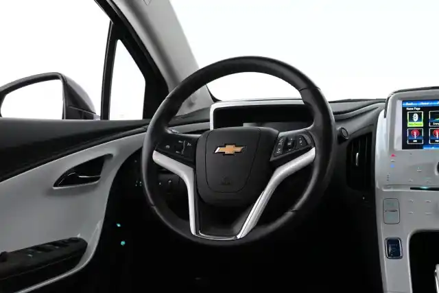 Musta Viistoperä, Chevrolet Volt – JLE-600