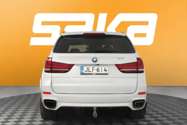 Valkoinen Maastoauto, BMW X5 – JLF-614