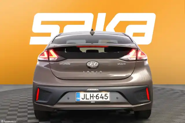 Beige Viistoperä, Hyundai IONIQ plug-in – JLH-645