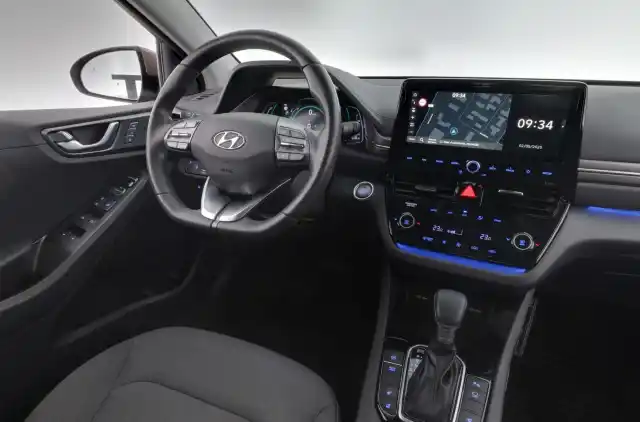 Beige Viistoperä, Hyundai IONIQ plug-in – JLH-645