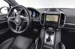 Harmaa Maastoauto, Porsche Cayenne – JLI-115, kuva 10