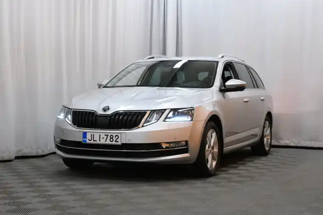 Harmaa Farmari, Skoda Octavia – JLI-782