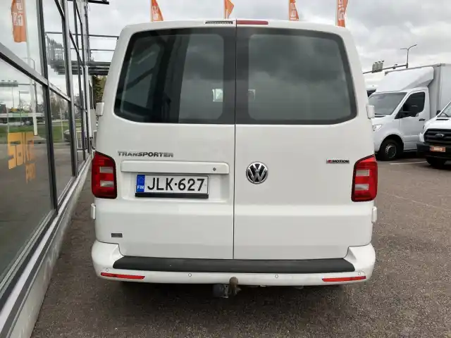 Valkoinen Pakettiauto, Volkswagen Transporter – JLK-627