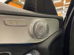 Musta Farmari, Mercedes-Benz C – JLK-844, kuva 10