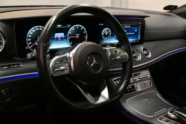 Harmaa Coupe, Mercedes-Benz CLS – JLL-851