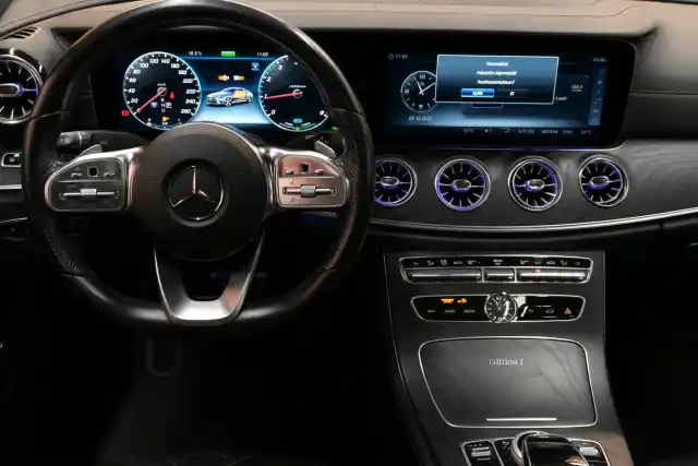 Harmaa Coupe, Mercedes-Benz CLS – JLL-851