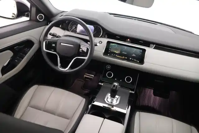 Harmaa Maastoauto, Land Rover Range Rover Evoque – JLM-646