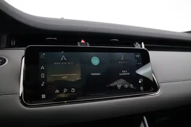 Harmaa Maastoauto, Land Rover Range Rover Evoque – JLM-646