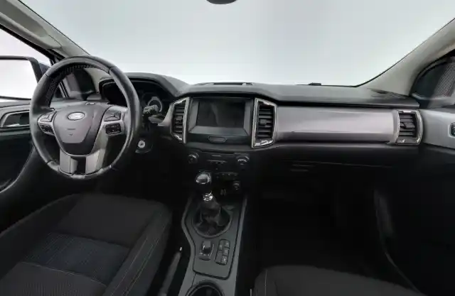 Valkoinen Avolava, Ford Ranger – JLO-733