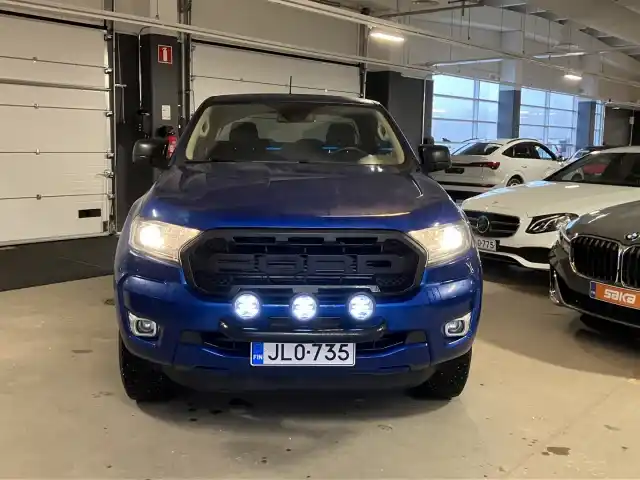 Sininen Avolava, Ford Ranger – JLO-735