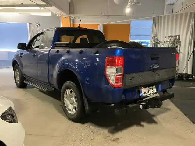 Sininen Avolava, Ford Ranger – JLO-735