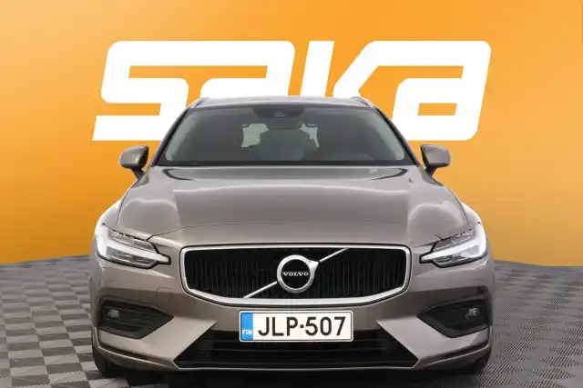 Harmaa Farmari, Volvo V60 – JLP-507