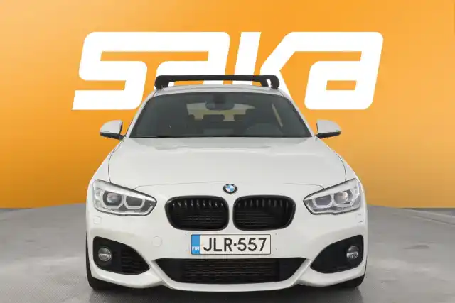 Valkoinen Viistoperä, BMW 118 – JLR-557