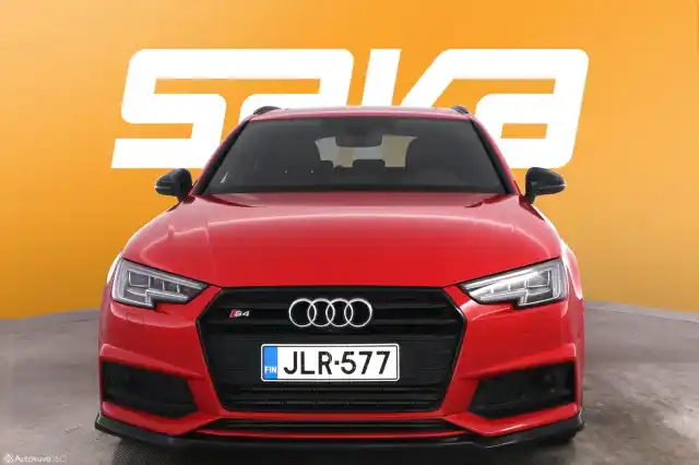 Punainen Farmari, Audi S4 – JLR-577