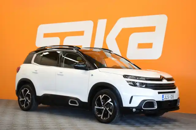 Valkoinen Maastoauto, Citroen C5 Aircross – JLS-105