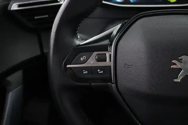 Oranssi Maastoauto, Peugeot e-2008 – JLS-158