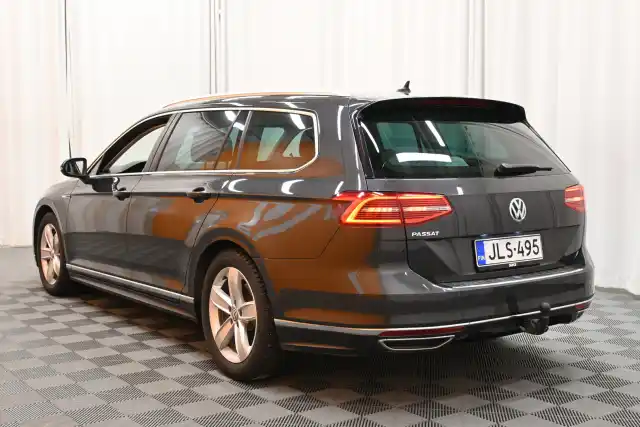 Harmaa Farmari, Volkswagen Passat – JLS-495