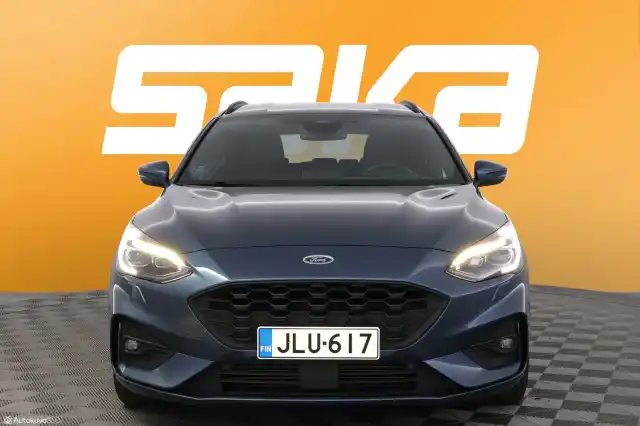 Sininen Farmari, Ford Focus – JLU-617