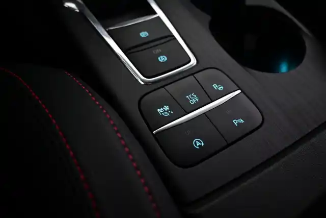 Sininen Farmari, Ford Focus – JLU-617