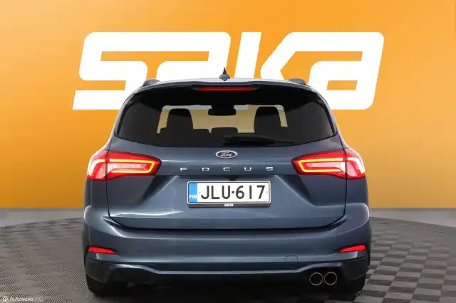 Sininen Farmari, Ford Focus – JLU-617
