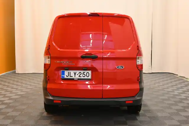 Punainen Pakettiauto, Ford Transit Courier – JLY-250