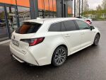 Valkoinen Farmari, Toyota Corolla – JLY-324, kuva 2