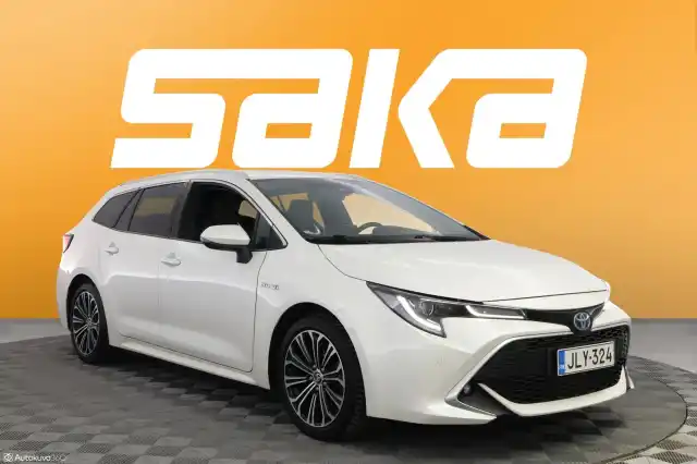 Valkoinen Farmari, Toyota Corolla – JLY-324