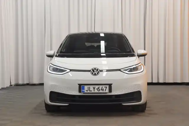 Valkoinen Viistoperä, Volkswagen ID.3 – JLY-647