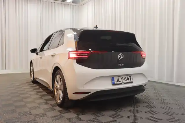 Valkoinen Viistoperä, Volkswagen ID.3 – JLY-647