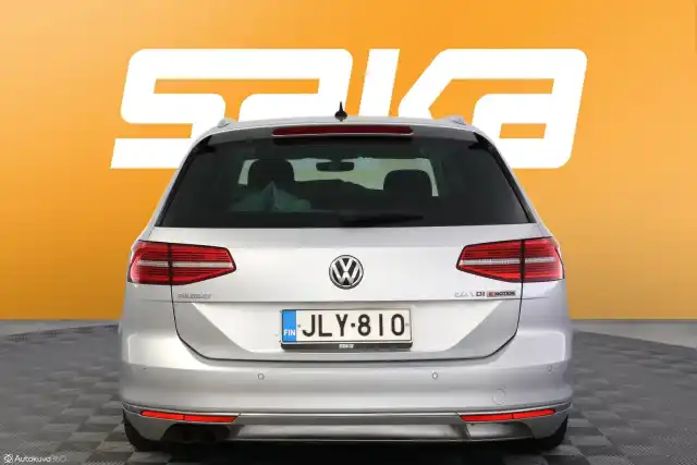 Hopea Farmari, Volkswagen Passat – JLY-810