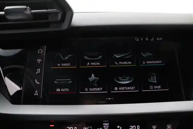 Valkoinen Viistoperä, Audi A3 – JLZ-628