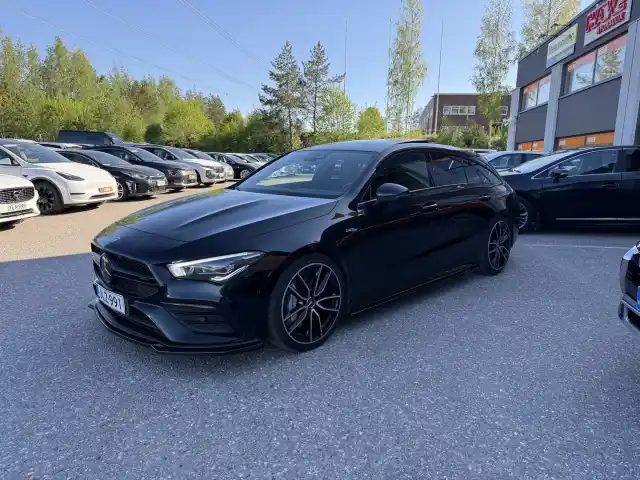 Musta Farmari, Mercedes-Benz CLA 35 AMG – JLZ-991