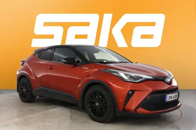 Ruskea (beige) Maastoauto, Toyota C-HR – JMA-488