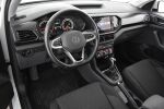 Valkoinen Maastoauto, Volkswagen T-Cross – JMB-199, kuva 15