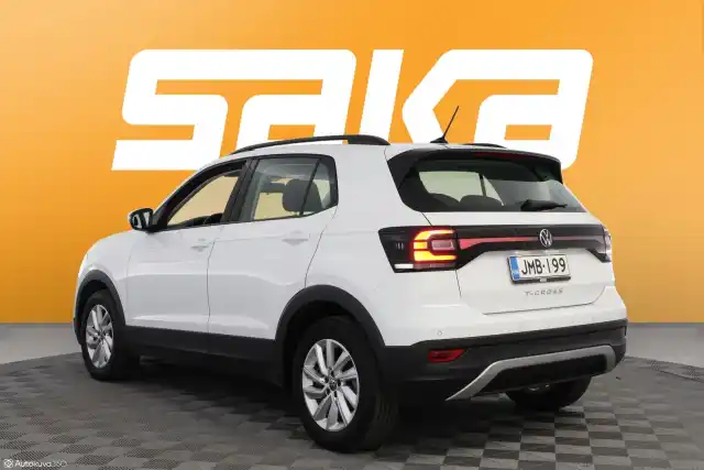 Valkoinen Maastoauto, Volkswagen T-Cross – JMB-199