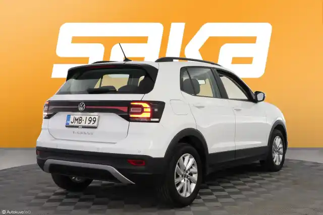 Valkoinen Maastoauto, Volkswagen T-Cross – JMB-199