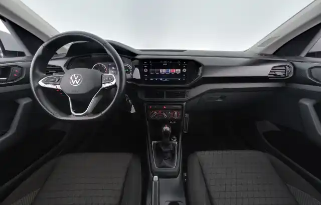 Valkoinen Maastoauto, Volkswagen T-Cross – JMB-199