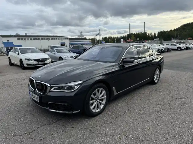 BMW 740