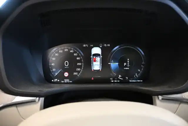 Harmaa Maastoauto, Volvo XC60 – JMB-850