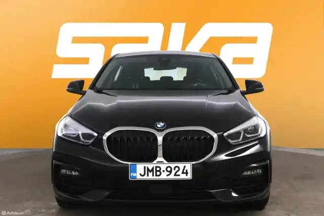 Musta Viistoperä, BMW 118 – JMB-924