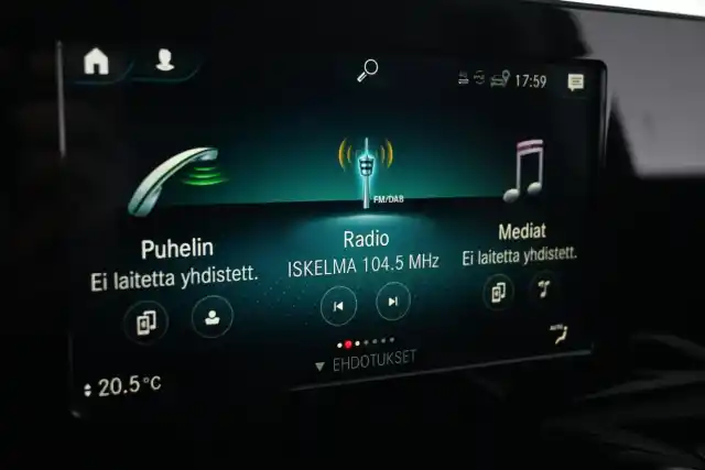 Musta Maastoauto, Mercedes-Benz GLA – JMC-568