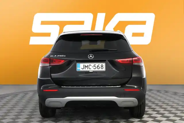 Musta Maastoauto, Mercedes-Benz GLA – JMC-568