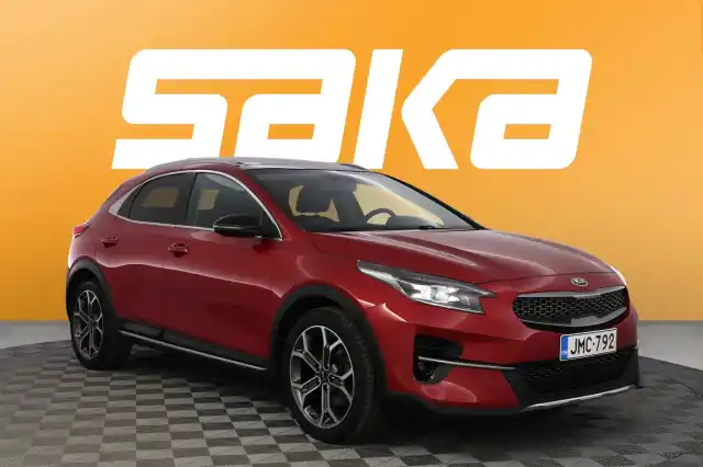 Punainen Viistoperä, Kia XCeed – JMC-792