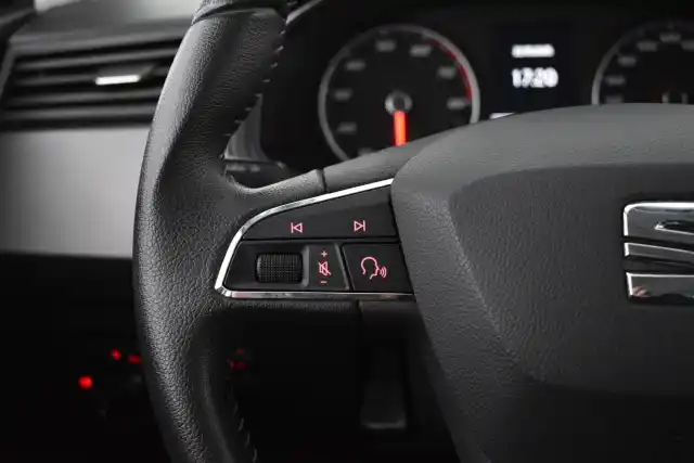 Sininen Viistoperä, Seat Ibiza – JMC-973